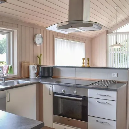 Vakantiehuis Holiday With Hot Tub Vi *