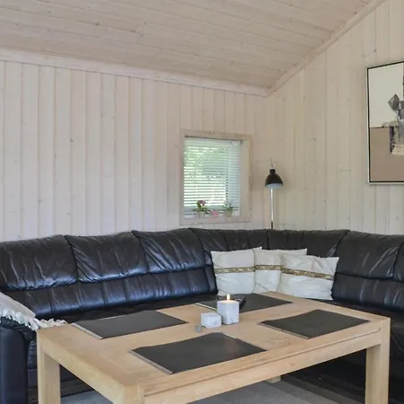 Holiday With Hot Tub Vi Vakantiehuis